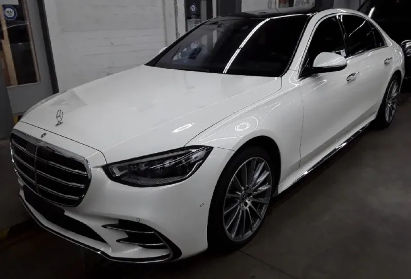 Mercedes-Benz S 400 d 4Matic AMG Image 1